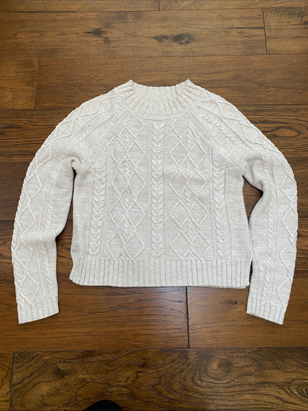Gap cable knit sweater, oatmeal, size XS